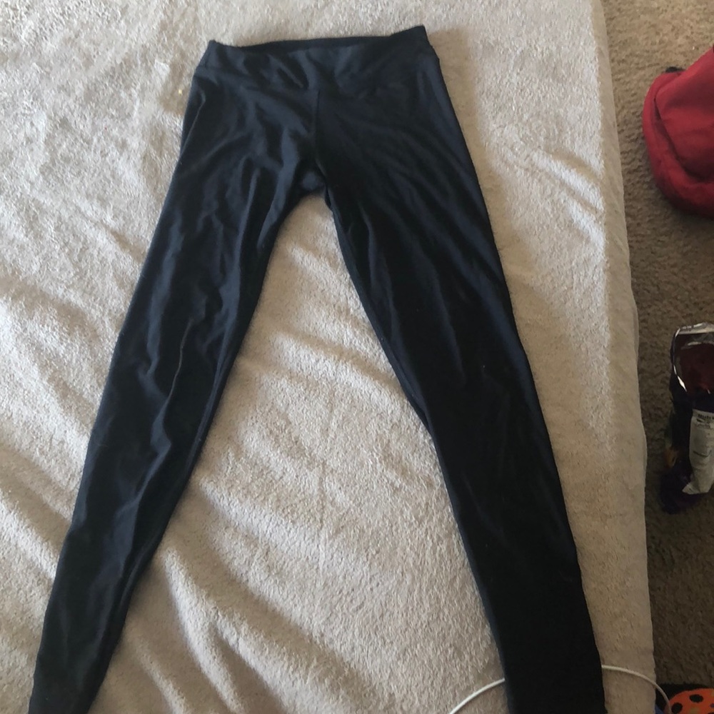 Black leggings